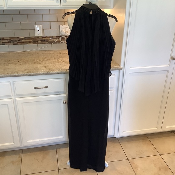 Oleg Cassini Black Tie Black Halter Sleeveless Gown Size 4 Pleated Overlay - Picture 3 of 8